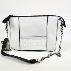 NWOT GUESS Kamryn Convertible Crossbody Bag